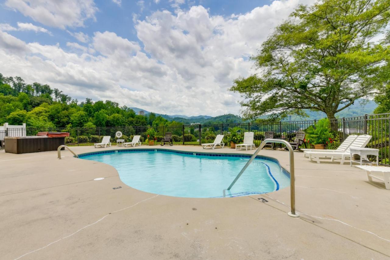 Dtwn Gatlinburg Studio Pool Access! Exteriör bild