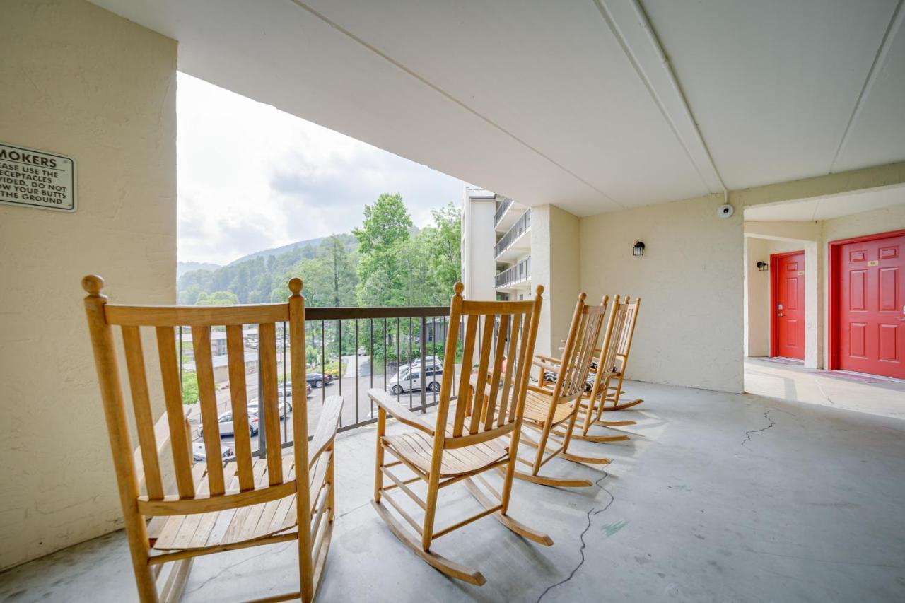 Dtwn Gatlinburg Studio Pool Access! Exteriör bild